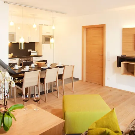 Lederer Boutique 4* Капрун