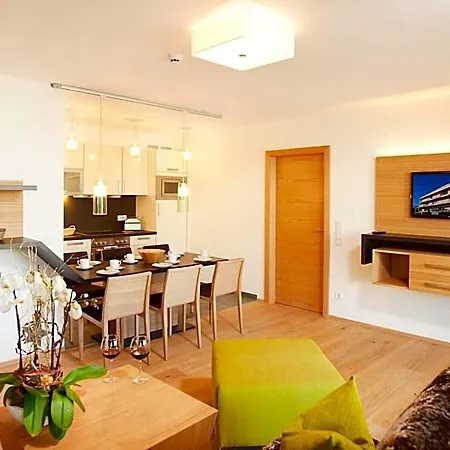 Lederer Boutique 4*